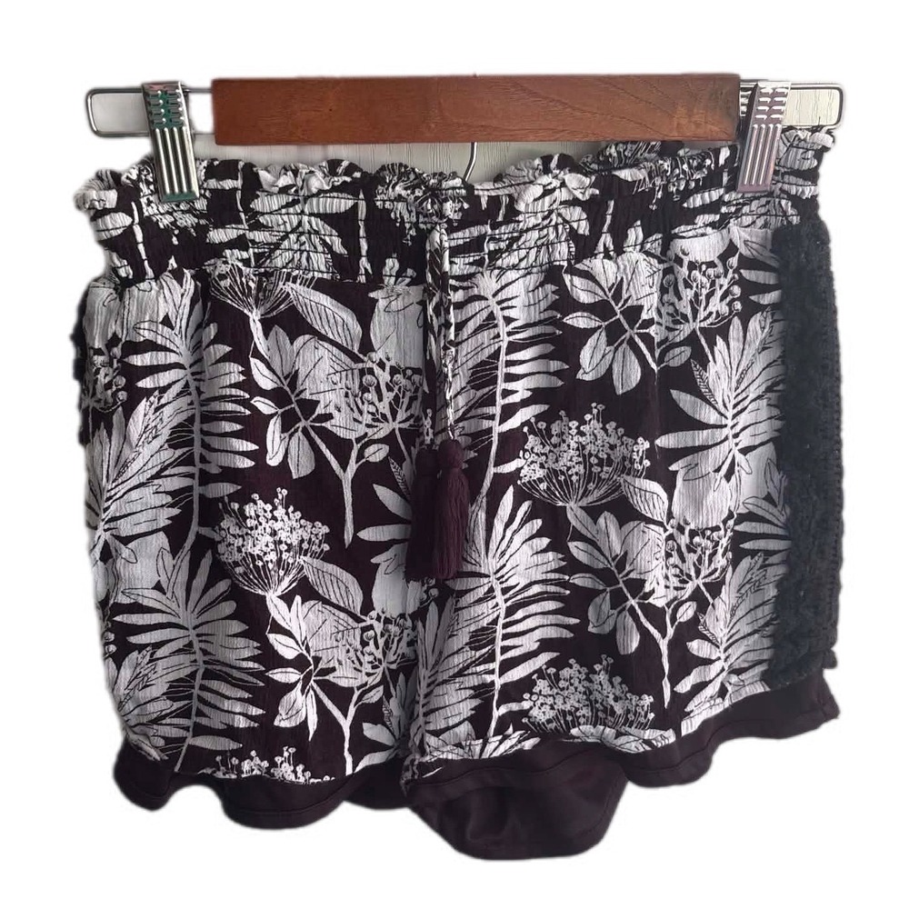 Kendall + Kylie Shorts Womens Medium Black White Excellent Tropical Smocked Boho